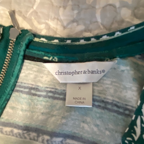 CJ Banks Sleeveless Top - Picture 3 of 3